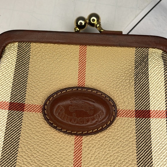 Authentic in Burberrys vintage canvas coin case with COA - Picture 7 of 12